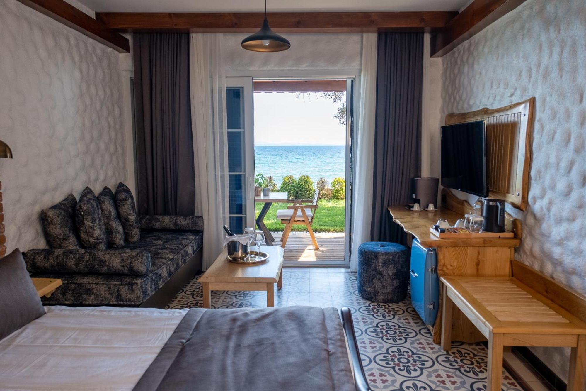 Ida Colors Hotel Altınoluk Екстериор снимка